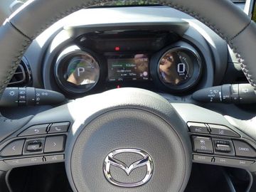 Car image 11