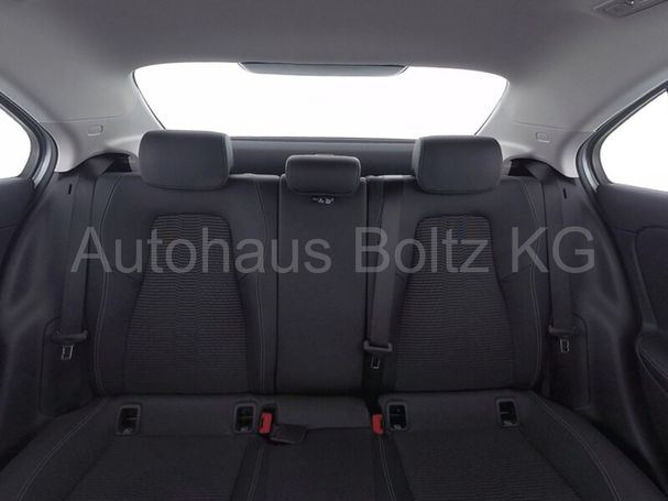 Mercedes-Benz A 180 100 kW image number 7