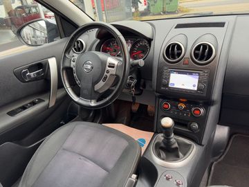 Car image 24