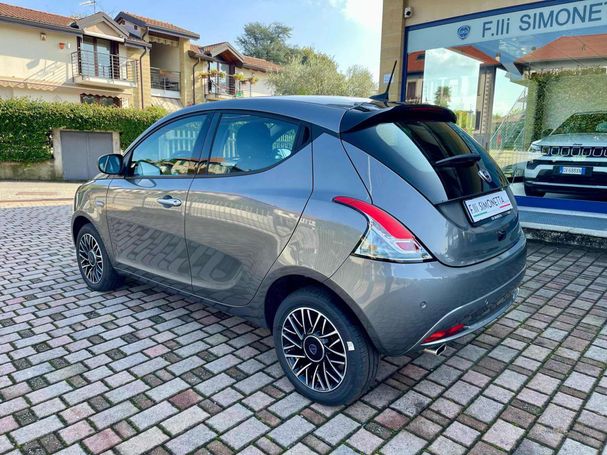 Lancia Ypsilon 51 kW image number 6