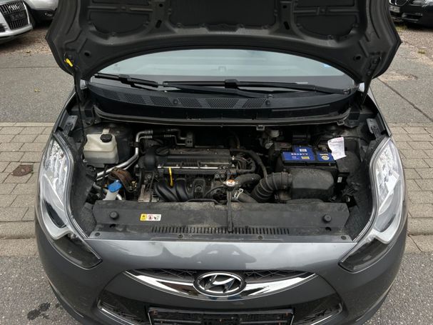 Hyundai ix20 blue 66 kW image number 17