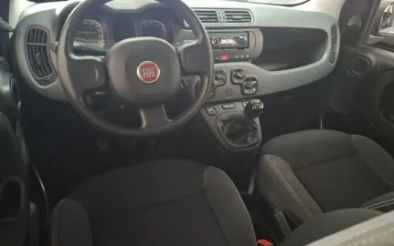Car image 11
