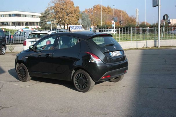 Lancia Ypsilon 51 kW image number 8