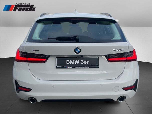 BMW 320d Touring Sport Line 140 kW image number 3