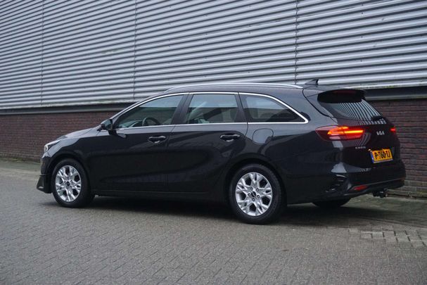 Kia Ceed Sportswagon 1.5 T-GDI Line 118 kW image number 2