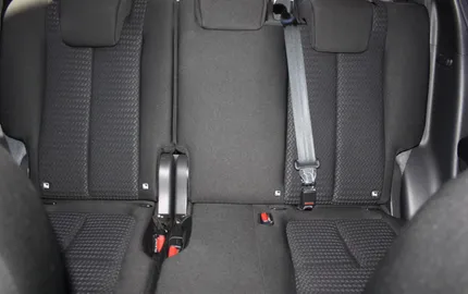 Car image 27