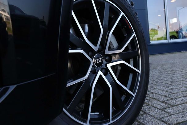 Audi Q5 55 TFSIe quattro 270 kW image number 5