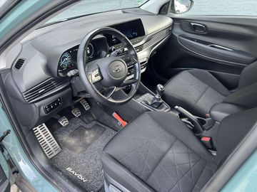 Car image 10