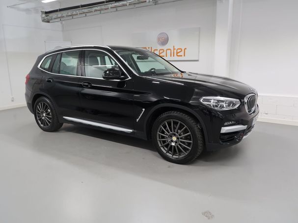 BMW X3 xDrive30e M 216 kW image number 3