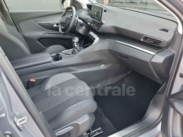 Peugeot 5008 BlueHDi 130 96 kW image number 19