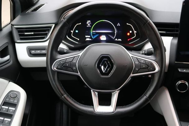 Renault Clio E-Tech 140 Intens 104 kW image number 6