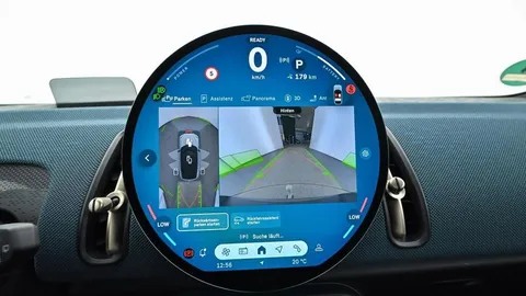 Car image 22