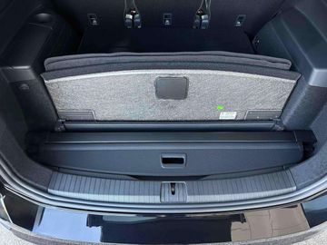 Car image 37