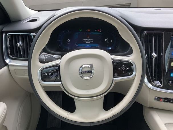 Volvo V60 B4 145 kW image number 9