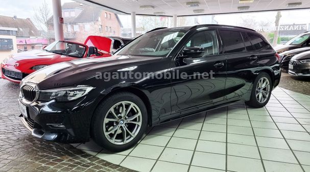 BMW 320d Touring Sport Line 140 kW image number 1