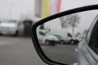 Car image 36