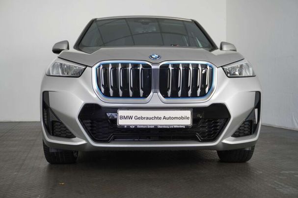 BMW iX1 xDrive30 M Sport 225 kW image number 3