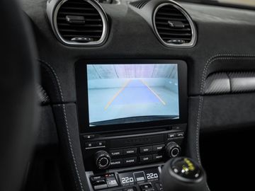 Car image 38