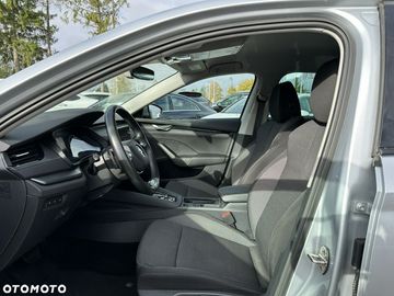 Car image 31