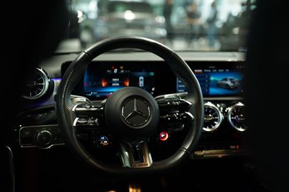 Car image 34