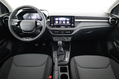 Car image 30