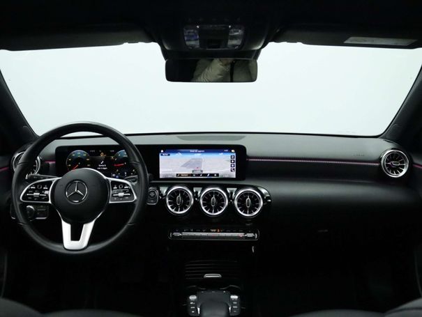 Mercedes-Benz A 180 100 kW image number 21