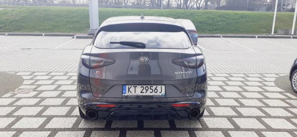 Alfa Romeo Stelvio 2.0 Turbo Q4 206 kW image number 3