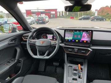 Car image 23