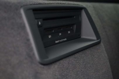 Car image 47