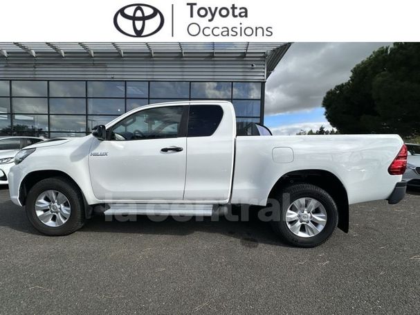 Toyota Hilux D Cab 2.4 4D 4WD 110 kW image number 14