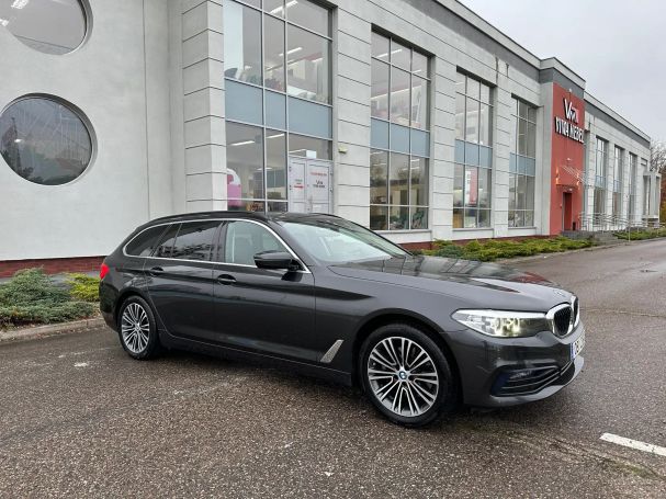 BMW 520d Touring Sport Line 140 kW image number 15