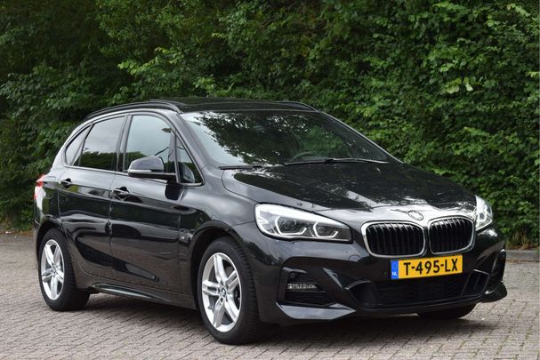 BMW 220i Active Tourer 141 kW image number 2