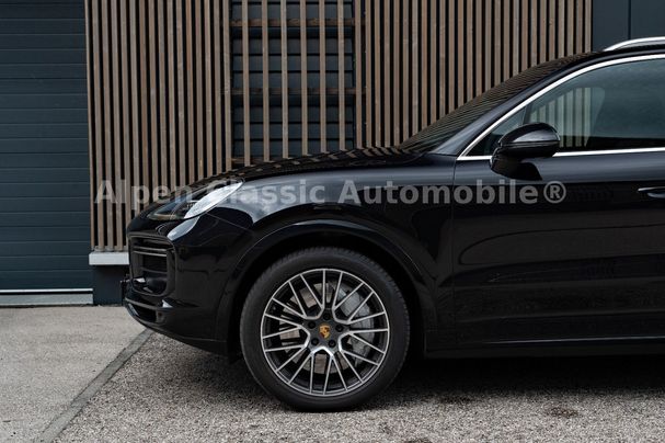 Porsche Cayenne Turbo 404 kW image number 5