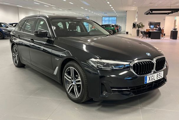 BMW 530 Touring xDrive 216 kW image number 19