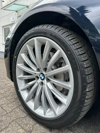 Car image 35