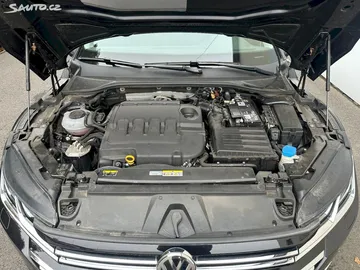 Car image 35