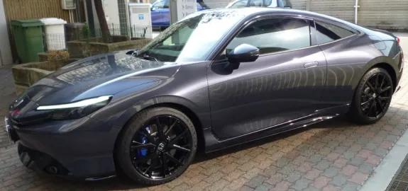 Car image 2
