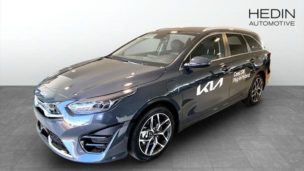 Kia Ceed Plug-in Hybrid 104 kW image number 1