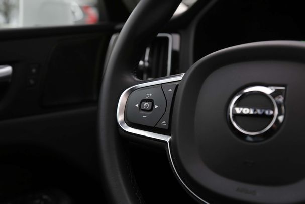 Volvo XC60 T6 Recharge AWD 251 kW image number 31