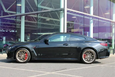 Car image 30