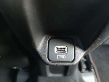 Car image 31