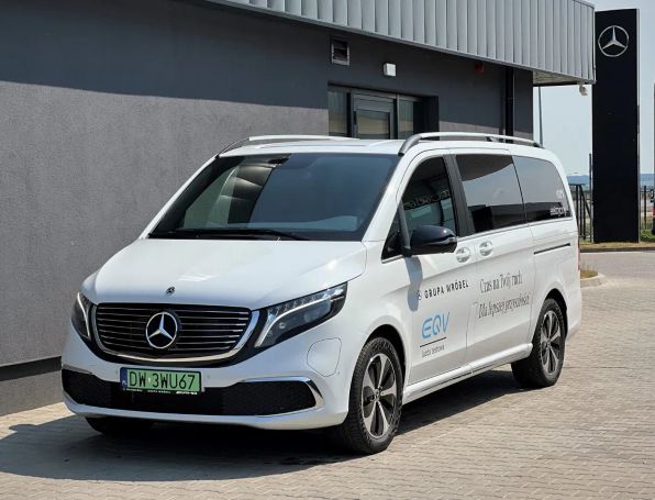 Mercedes-Benz EQV 150 kW image number 6