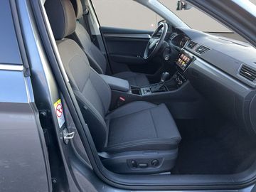 Car image 31