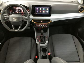 Car image 10