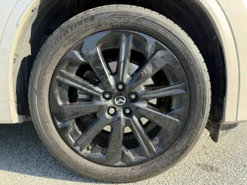 Car image 39