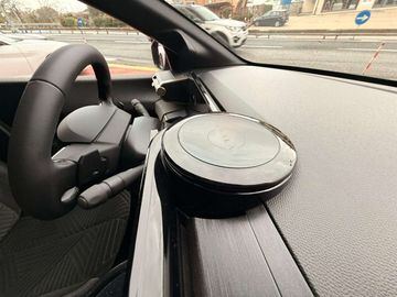 Car image 37