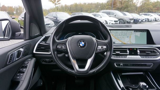 BMW X5 45e xDrive 290 kW image number 18