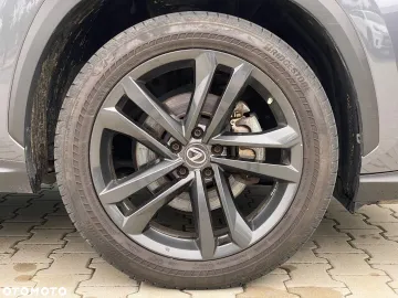 Car image 40