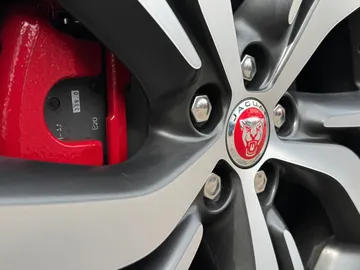 Car image 47