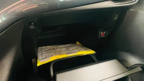Car image 49